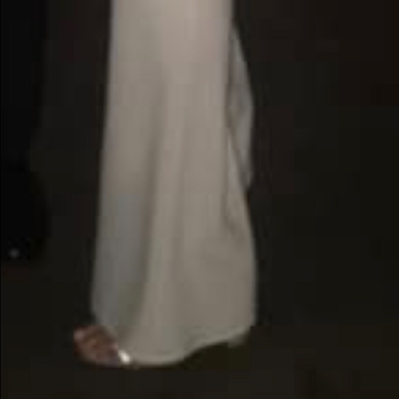 Cocktail white romper - Picture 3 of 3